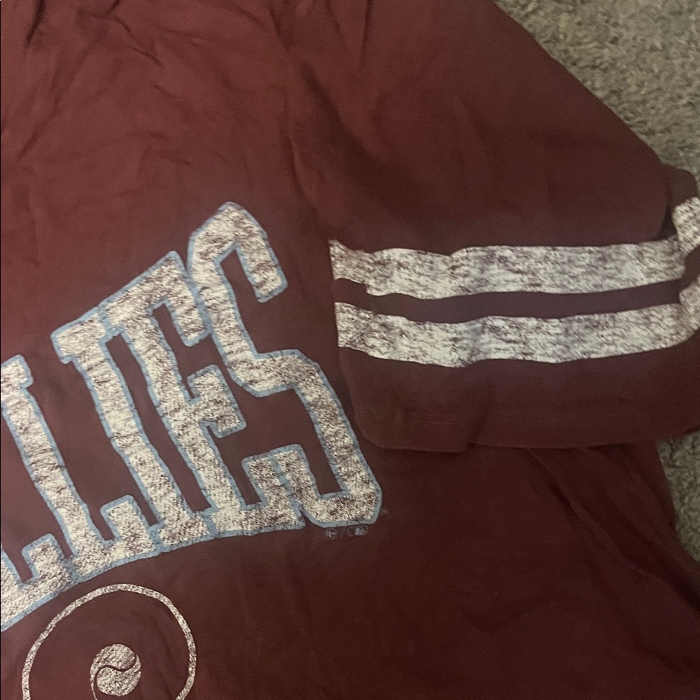 47 Brand Maroon Phillies Cropped Short Sleeve Tee - Picture 5 of 5